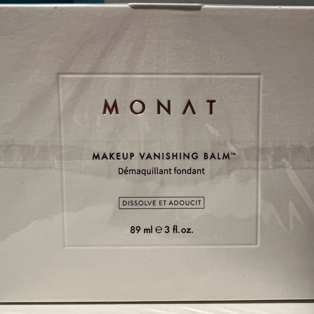 NWT | Monat Makeup Vanishing Balm